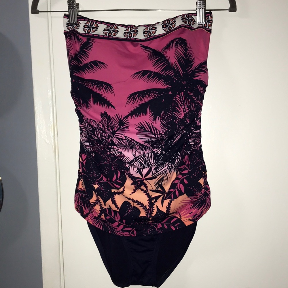Strapless one piece Tommy Bahama Swim Suit